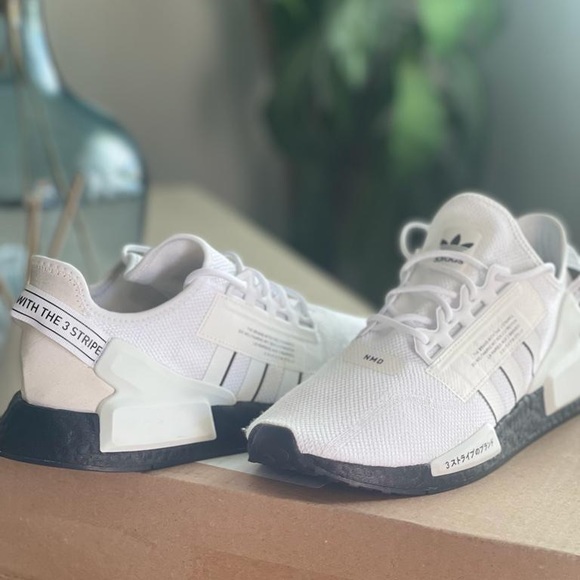 Adidas NMD R1 - Picture 3 of 4